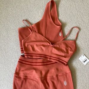 FP Movement leggings bra set Varsity Stripes 3-pieces Terracotta M